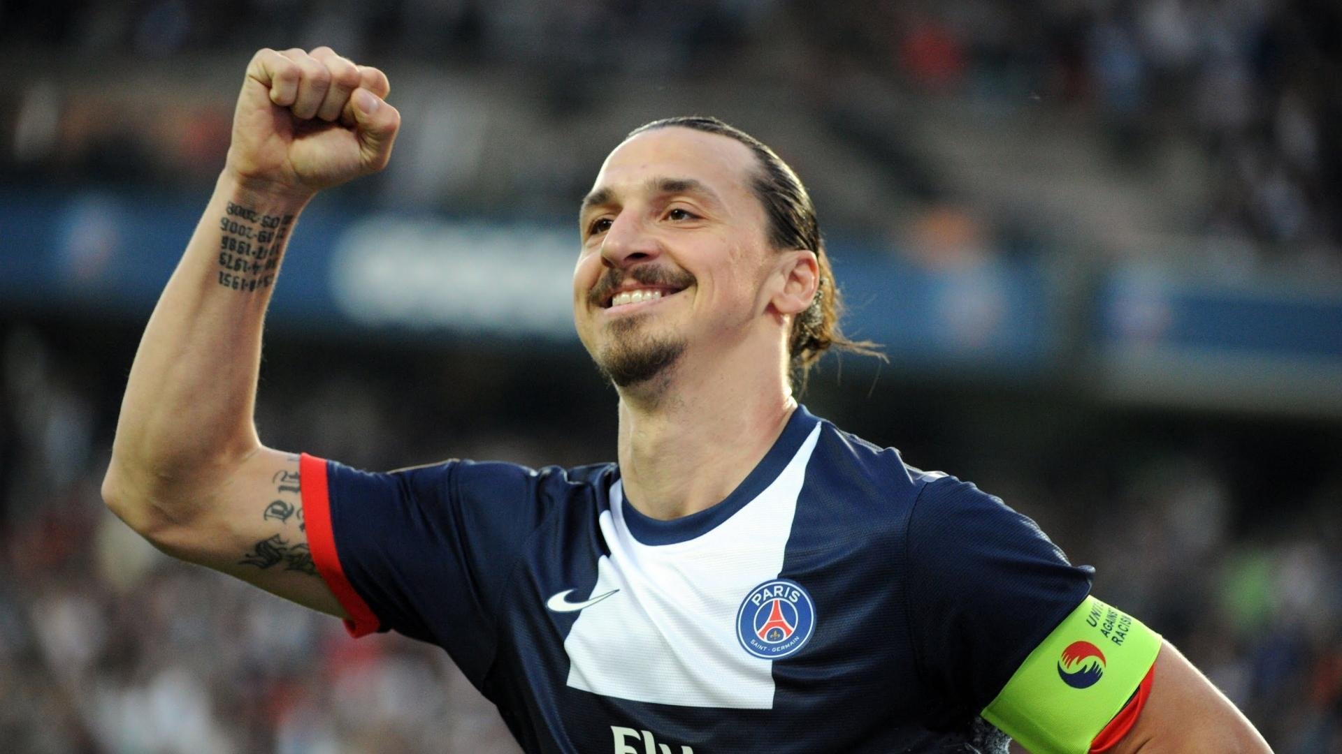 爱游戏官方网站-福特：出色的防守和灵活的突破，成为全黑队的关键战术元素，福特黑武士价格图片