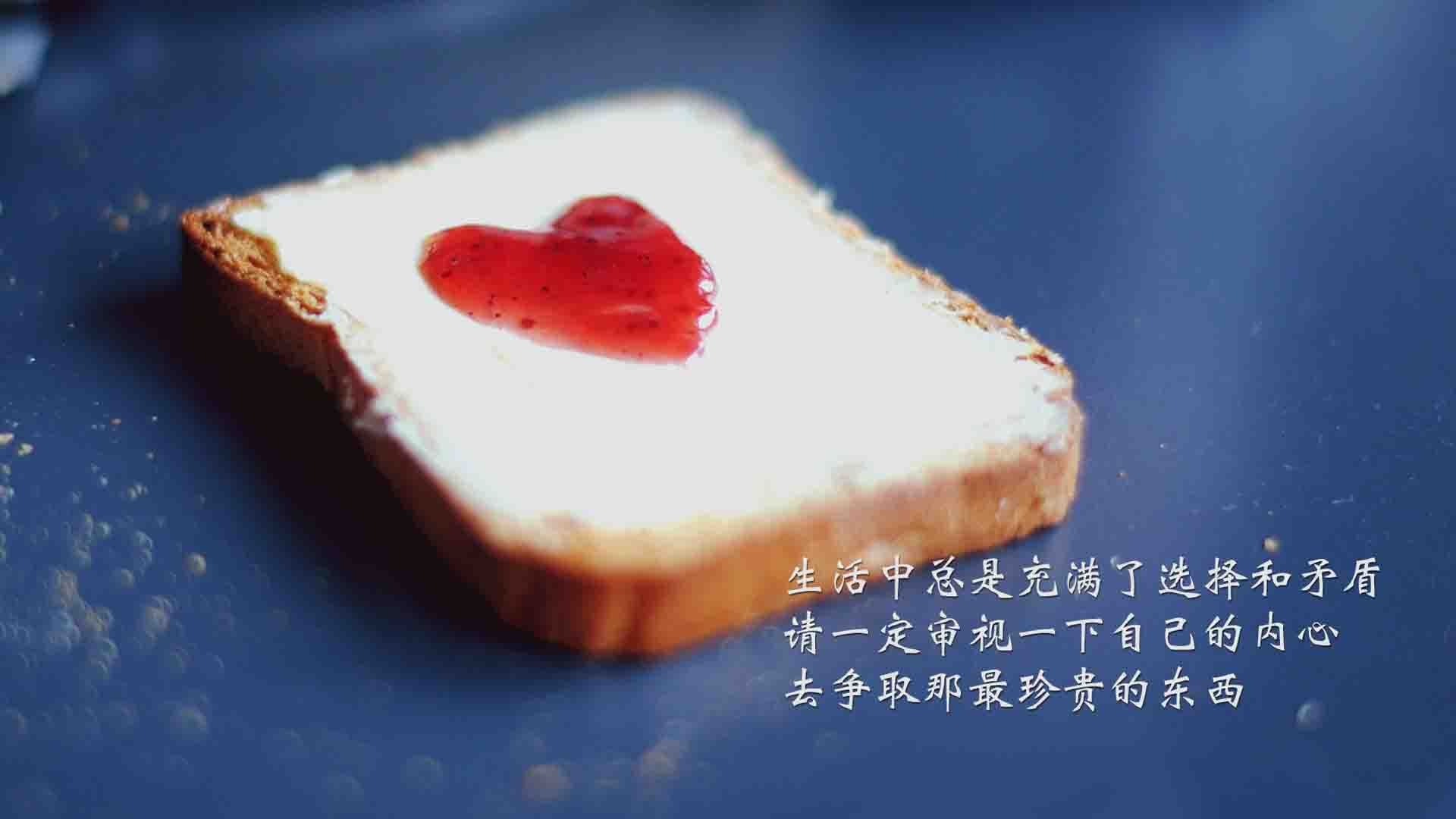 加强青少年体育素质，普及篮球训练课程与讲座，青少年篮球体能训练的重点内容